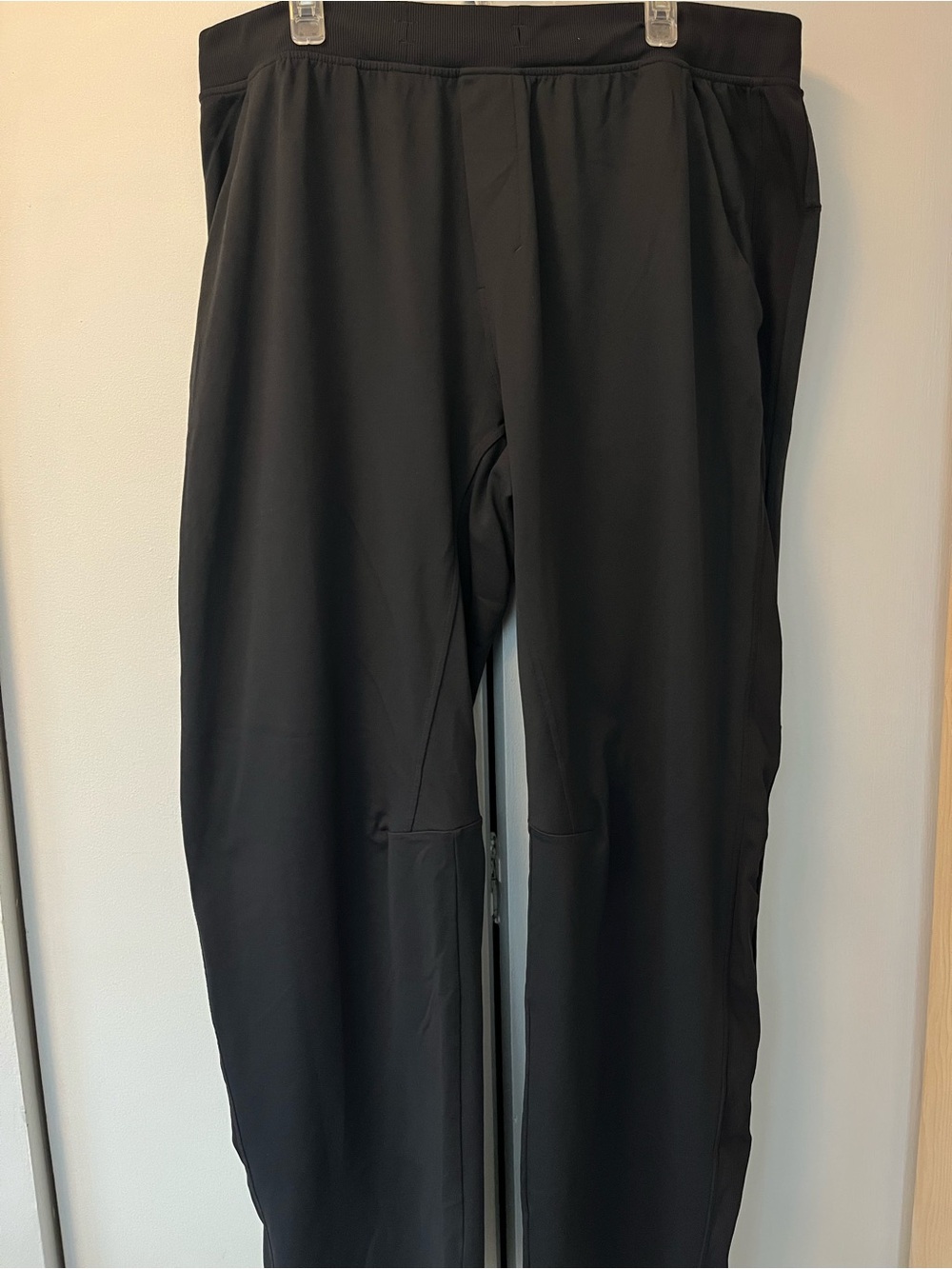 Lululemon Men’s Surge Joggers XXL Black  Running Performance Lounging